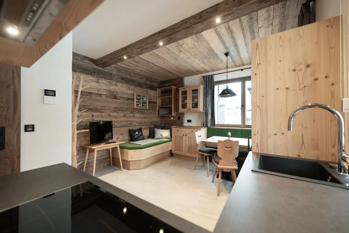 Esszimmer und Wohnstube im Chalet Holzi